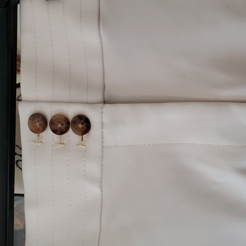 NWOT loft high waist cream shorts - Picture 2 of 8